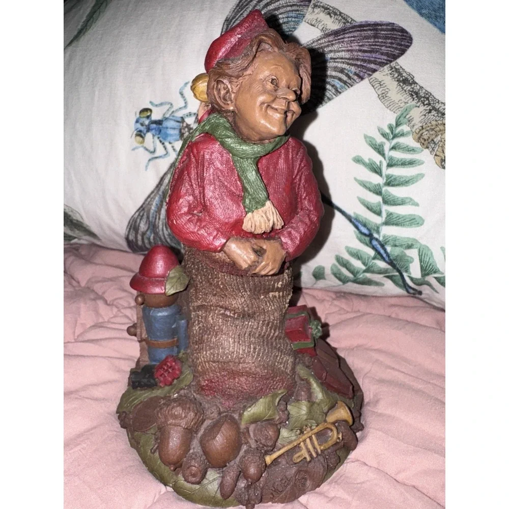 Signed Tom Clark Cairn Studio Noel Christmas Gnome Figurine 1984 #48